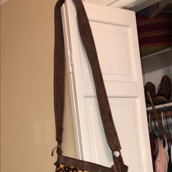 Custom leather crossbody bag!😍 - Picture 4 of 4